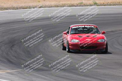 media/Jun-01-2025-CalClub SCCA (Sun) [[eae223c5dd]]/Group 1/Track Event 4/